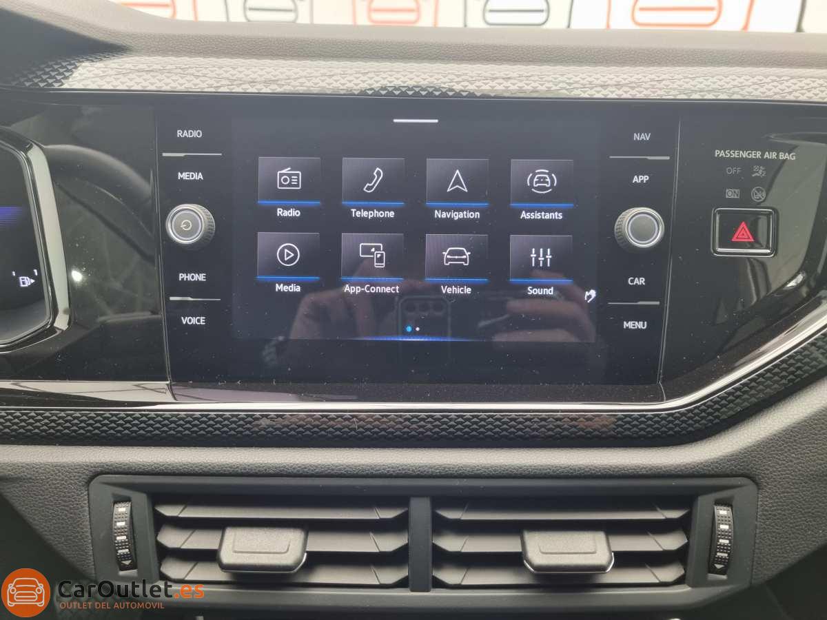 30 - Volkswagen Taigo 2024 - AUTO