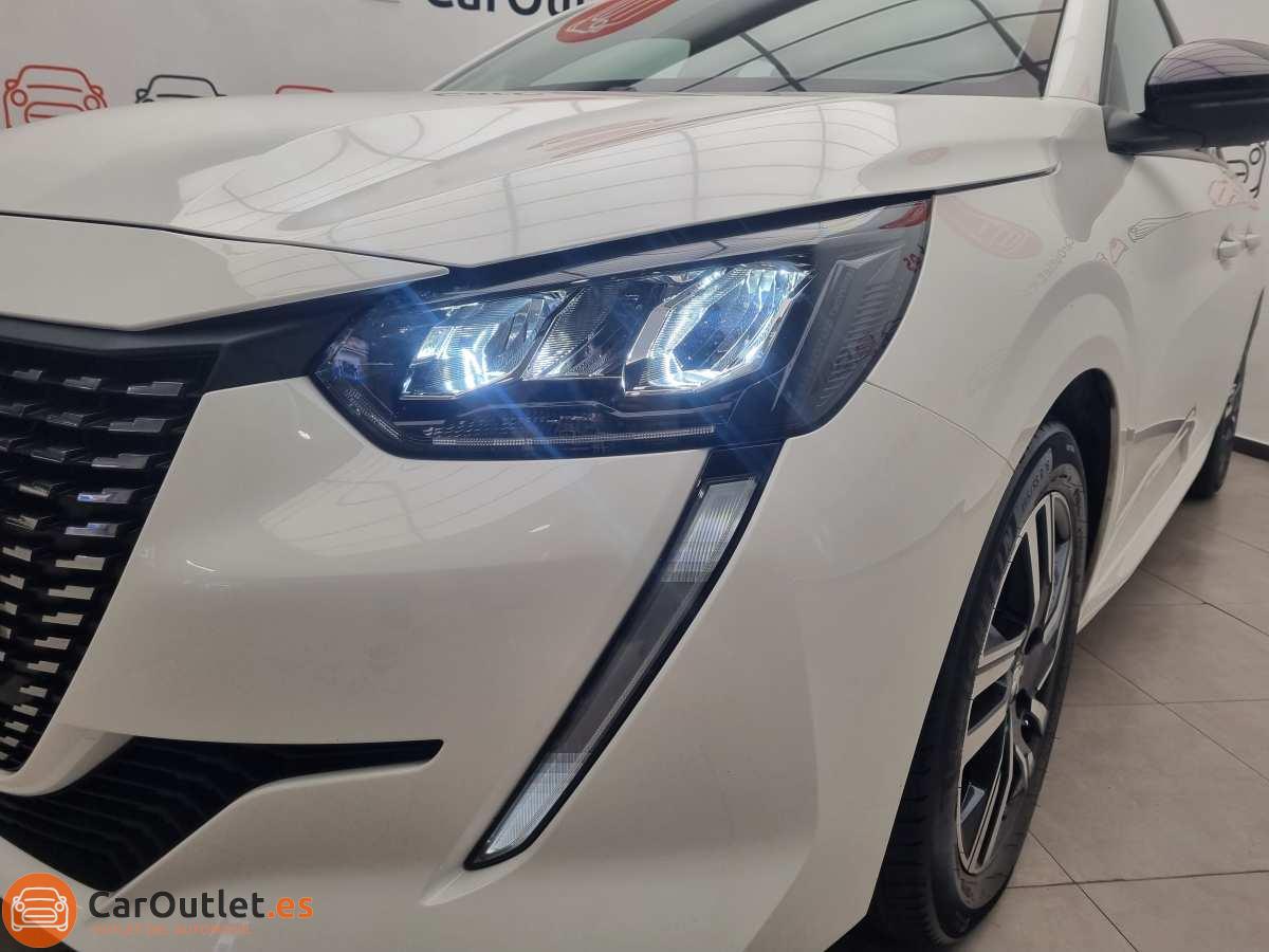 6 - Peugeot 208 2023 - AUTO