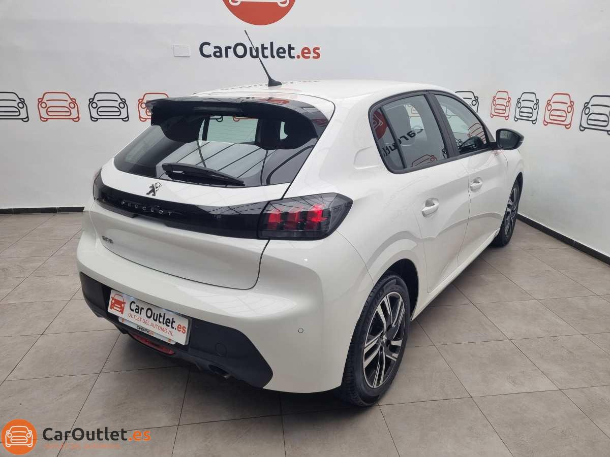 8 - Peugeot 208 2023 - AUTO
