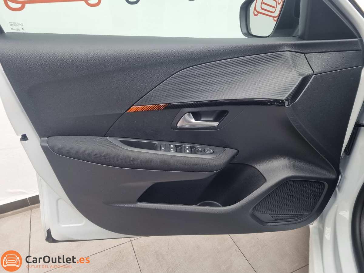 13 - Peugeot 208 2023 - AUTO