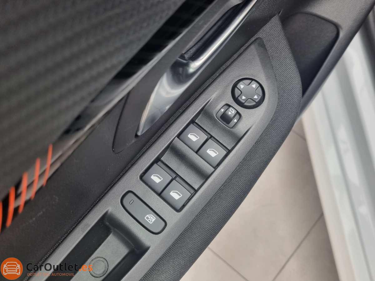 14 - Peugeot 208 2023 - AUTO