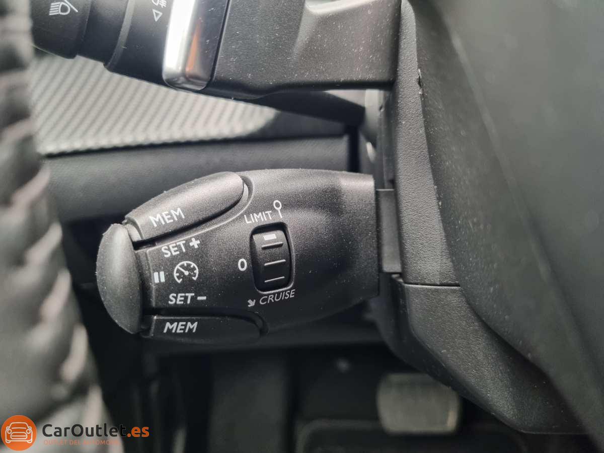 24 - Peugeot 208 2023 - AUTO