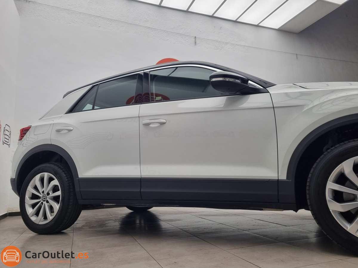 3 - Volkswagen T ROC 2023 - AUTO