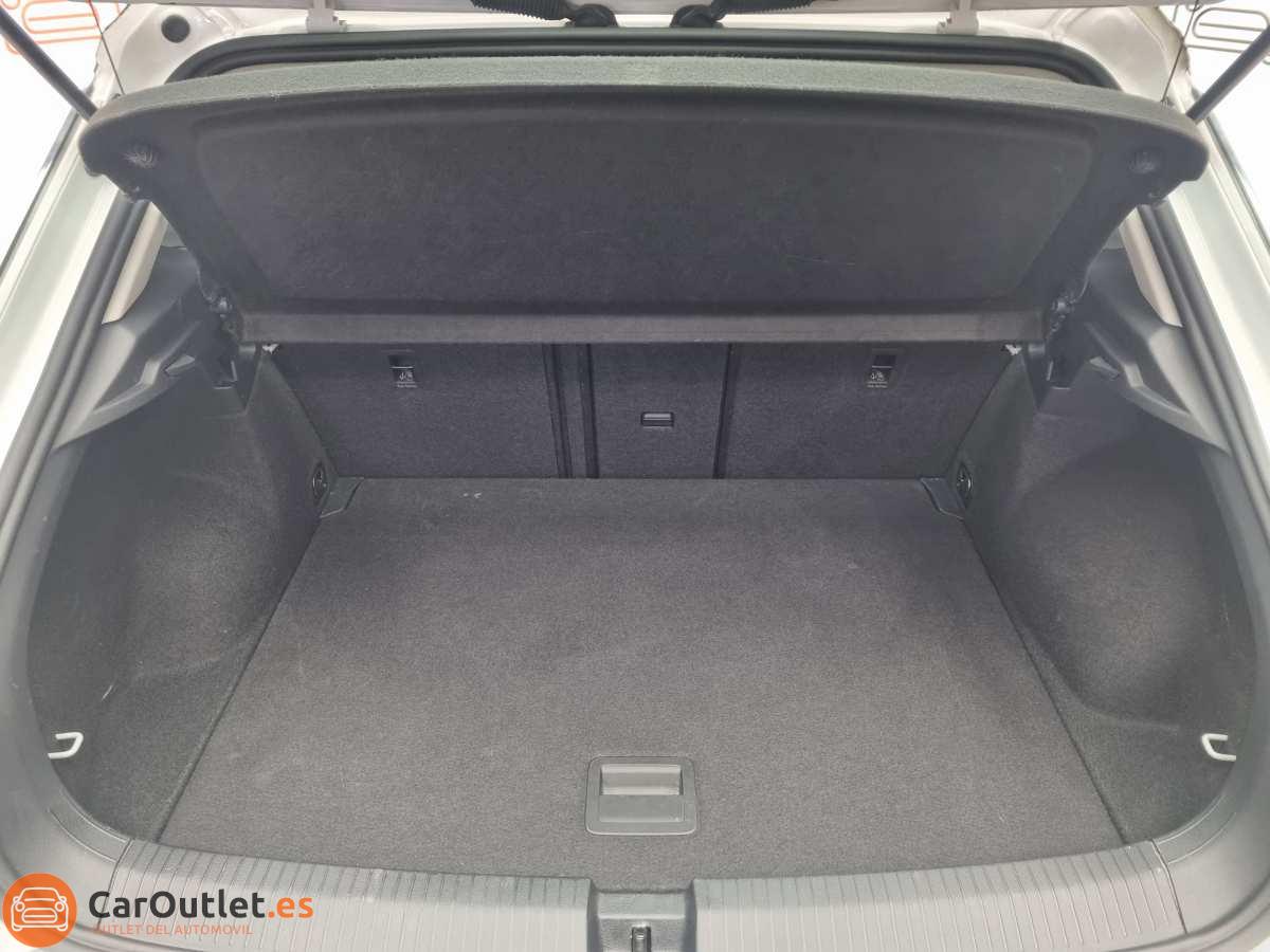 11 - Volkswagen T ROC 2023 - AUTO