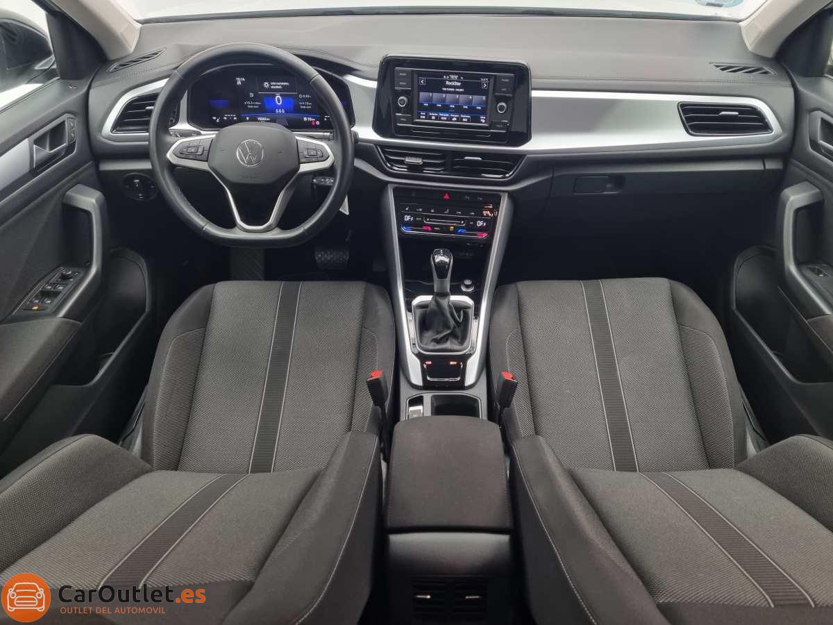 17 - Volkswagen T ROC 2023 - AUTO