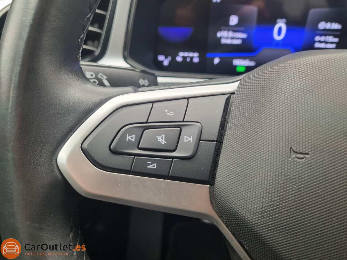 23 - Volkswagen T ROC 2023 - AUTO