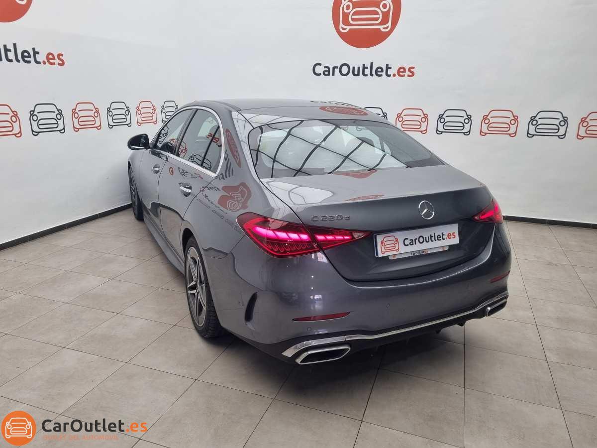 10 - Mercedes C Class 2024 - AUTO