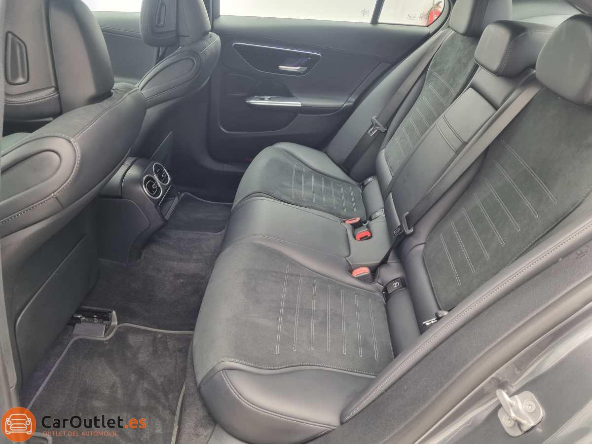 12 - Mercedes C Class 2024 - AUTO