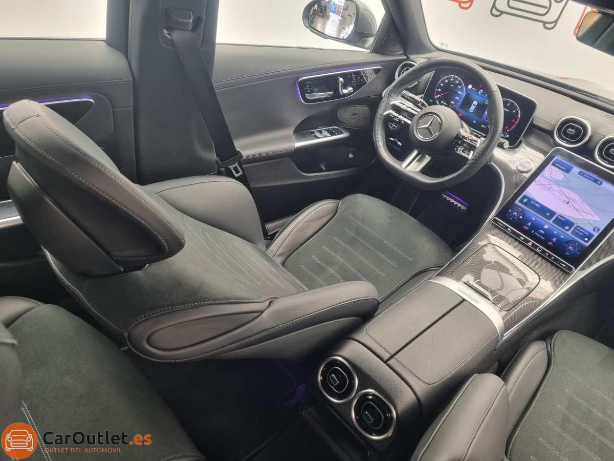 19 - Mercedes C Class 2024 - AUTO