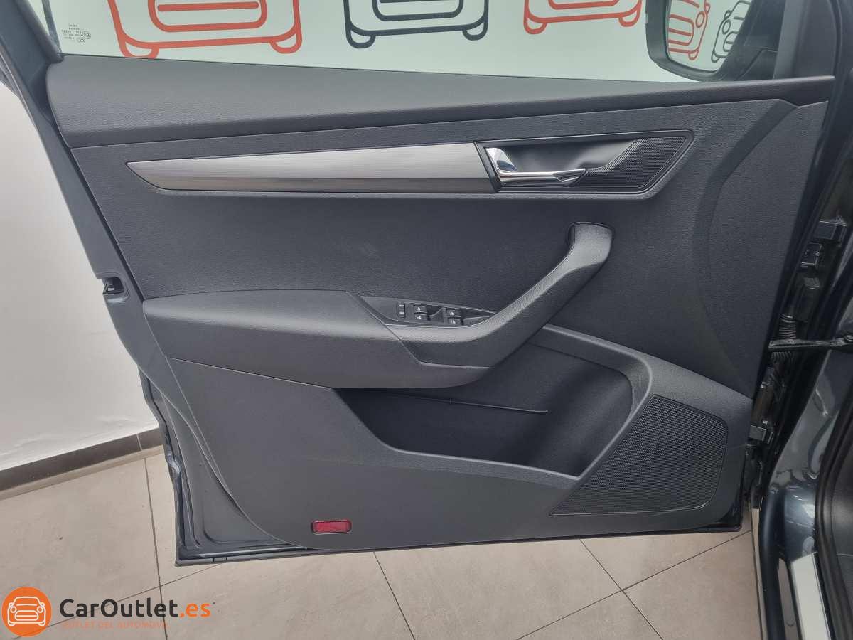 13 - Skoda KAROQ 2022 - AUTO