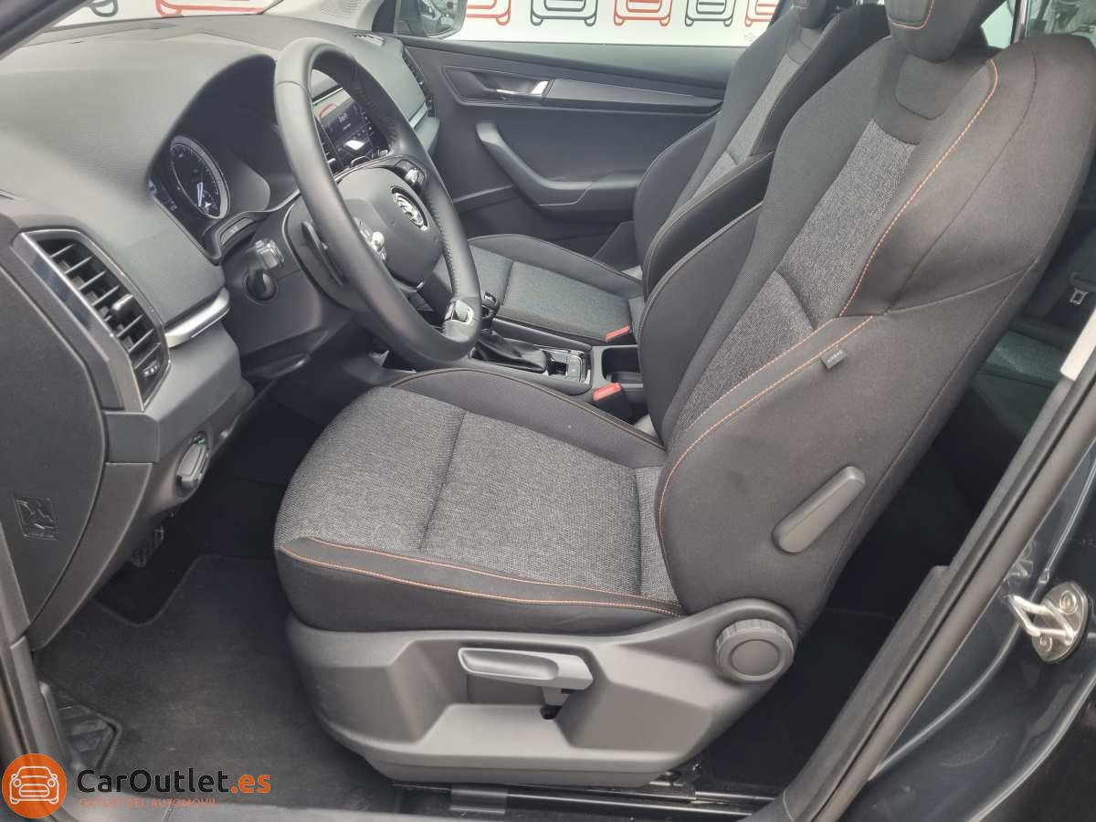 15 - Skoda KAROQ 2022 - AUTO