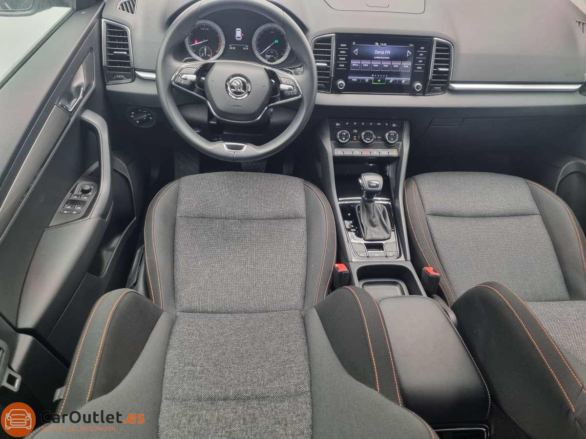 19 - Skoda KAROQ 2022 - AUTO