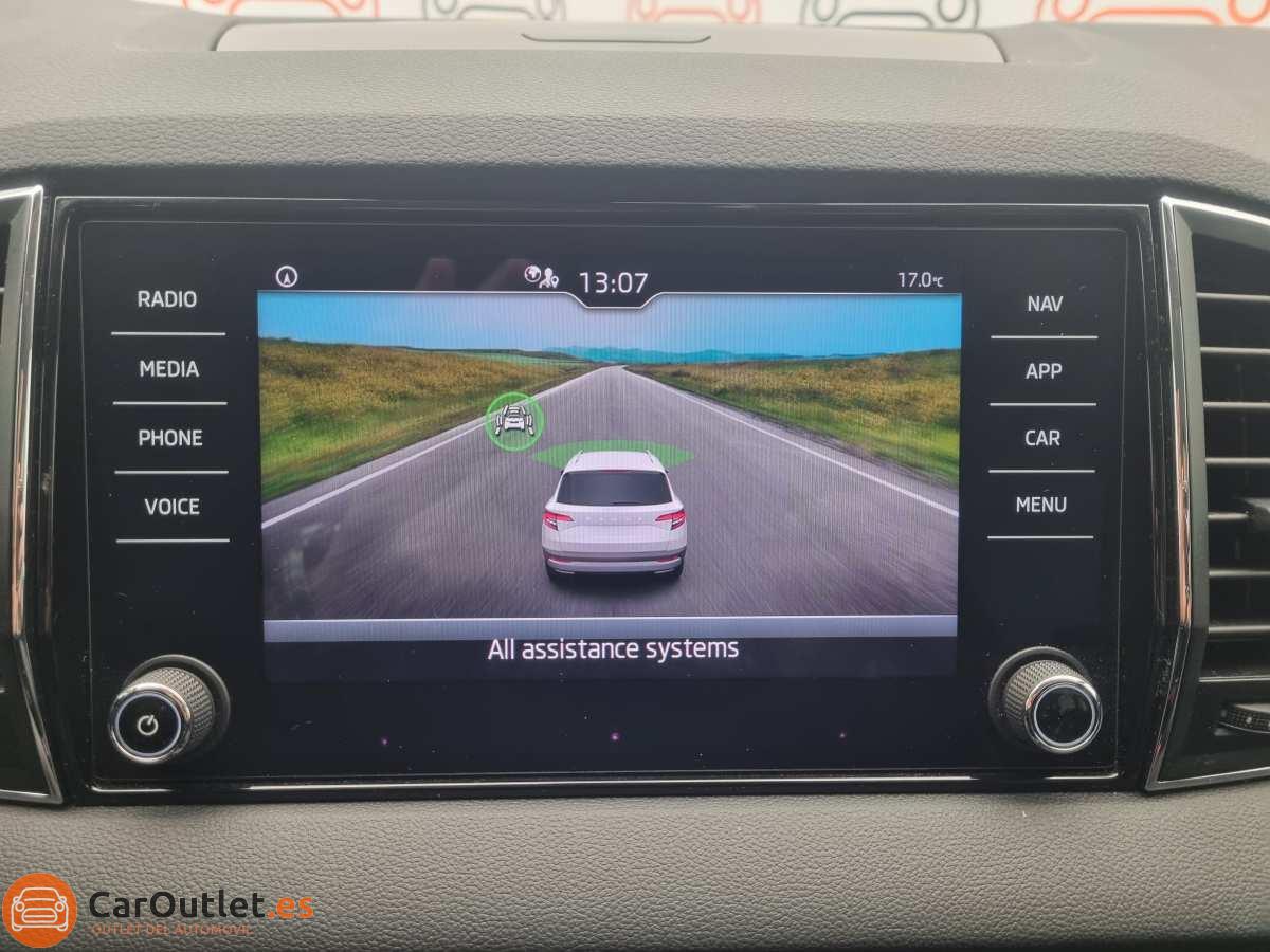 30 - Skoda KAROQ 2022 - AUTO