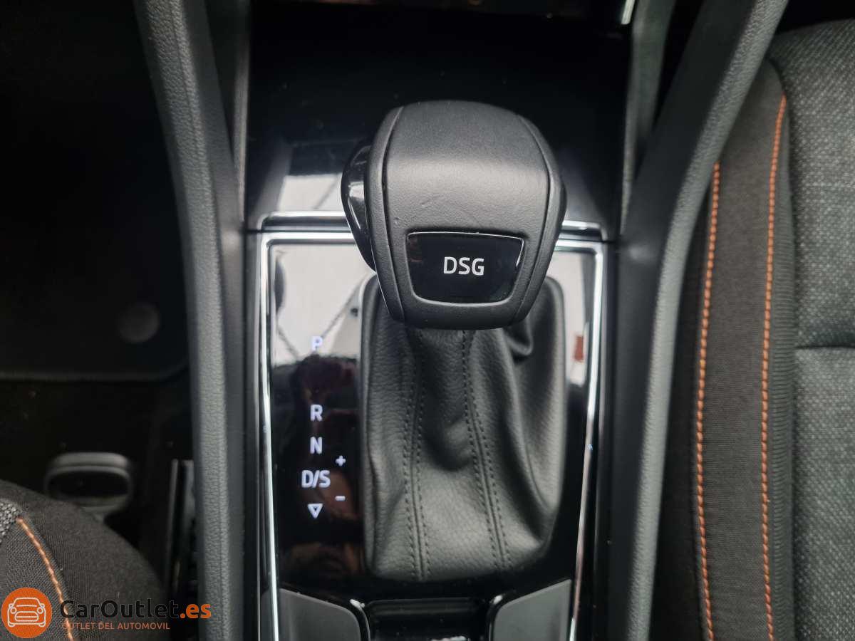 32 - Skoda KAROQ 2022 - AUTO