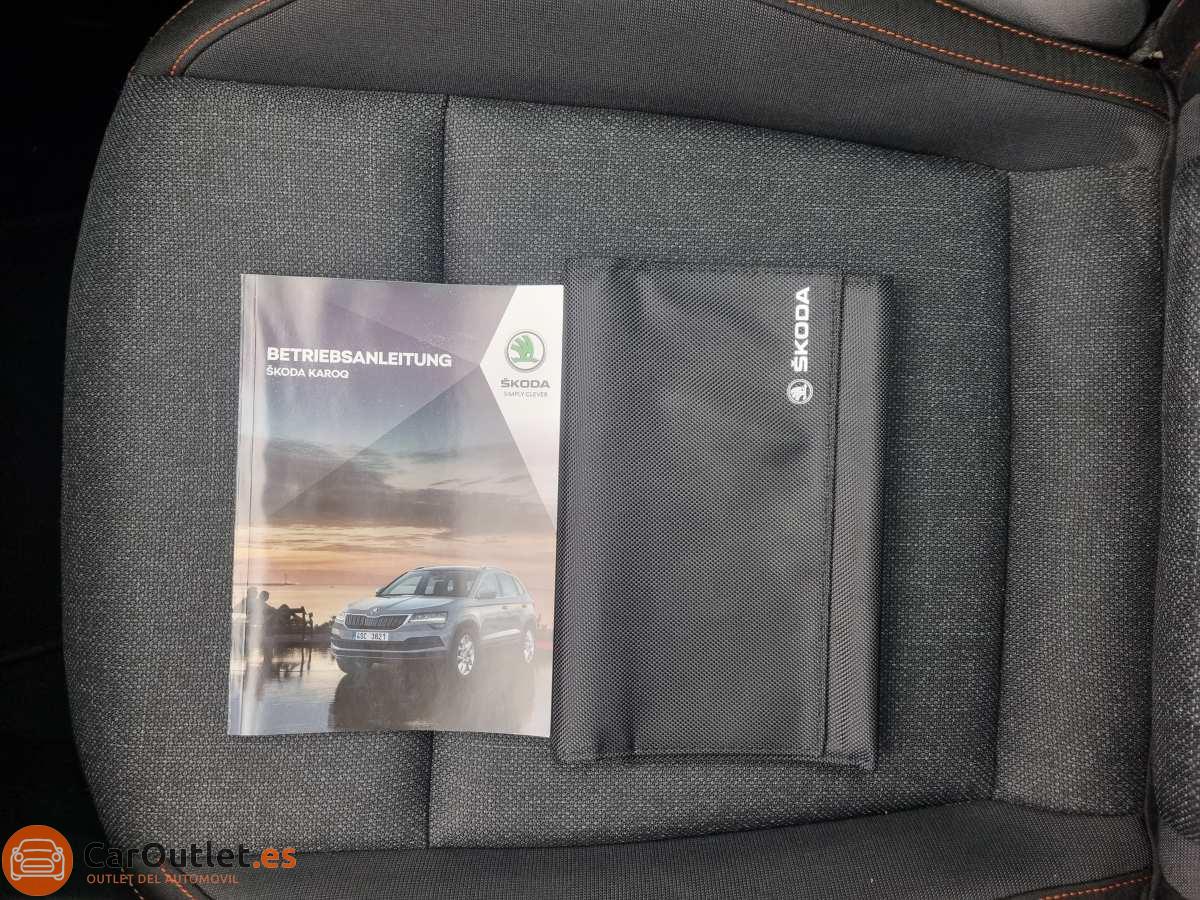 33 - Skoda KAROQ 2022 - AUTO