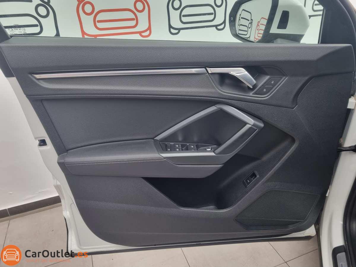 16 - Audi Q3 2020 - AUTO