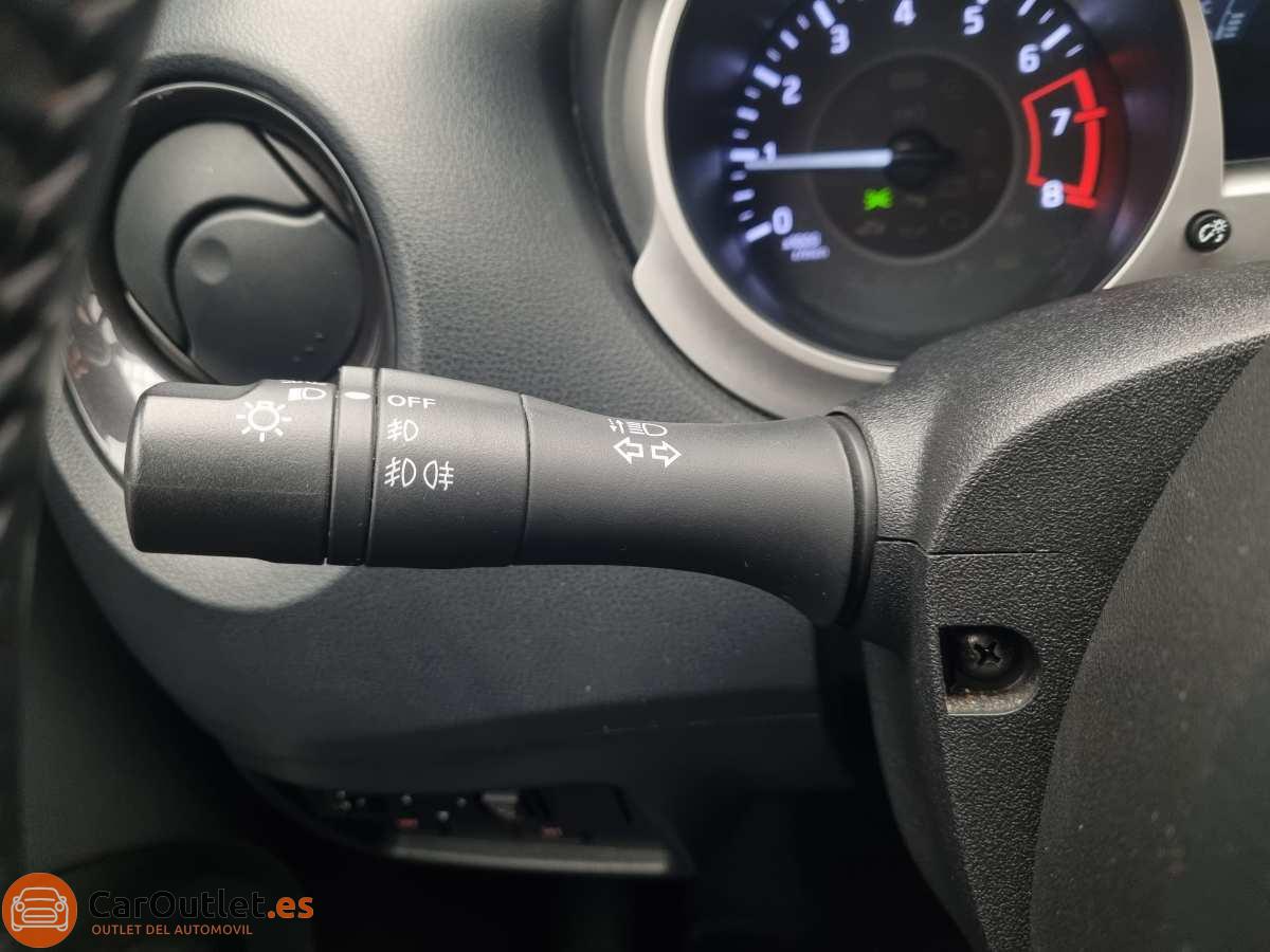 25 - Nissan JUKE 2019 - AUTO