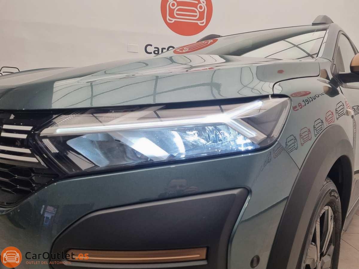 6 - Dacia Sandero Stepway 2024 - AUTO