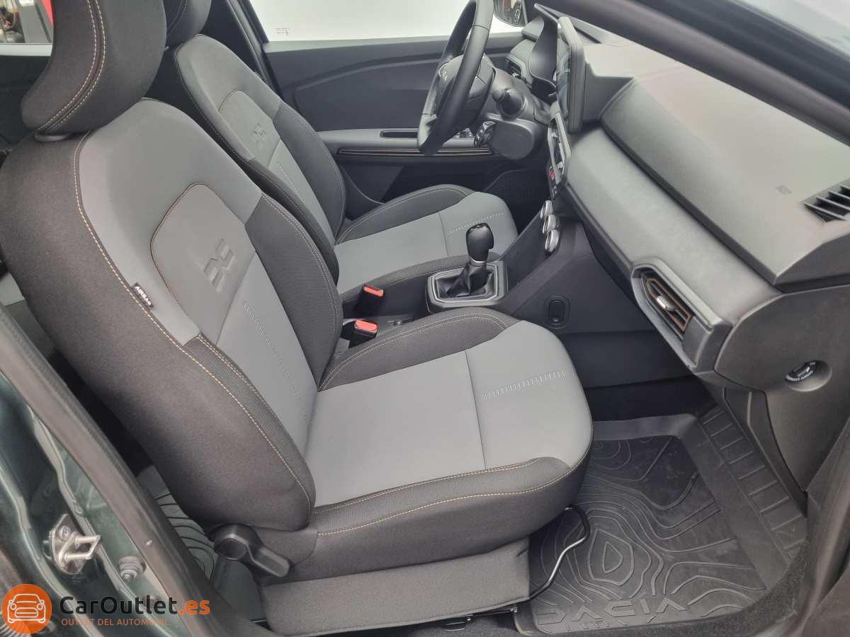 17 - Dacia Sandero Stepway 2024 - AUTO