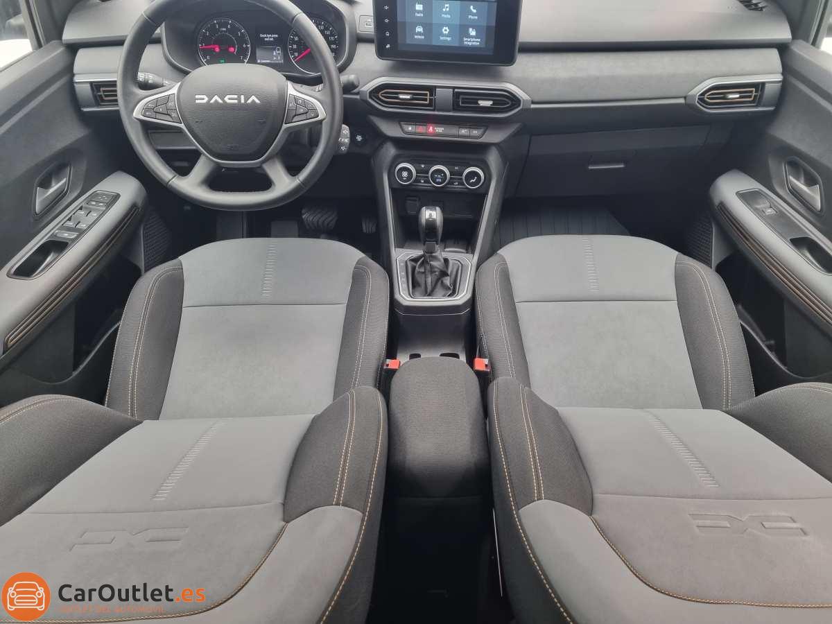 18 - Dacia Sandero Stepway 2024 - AUTO