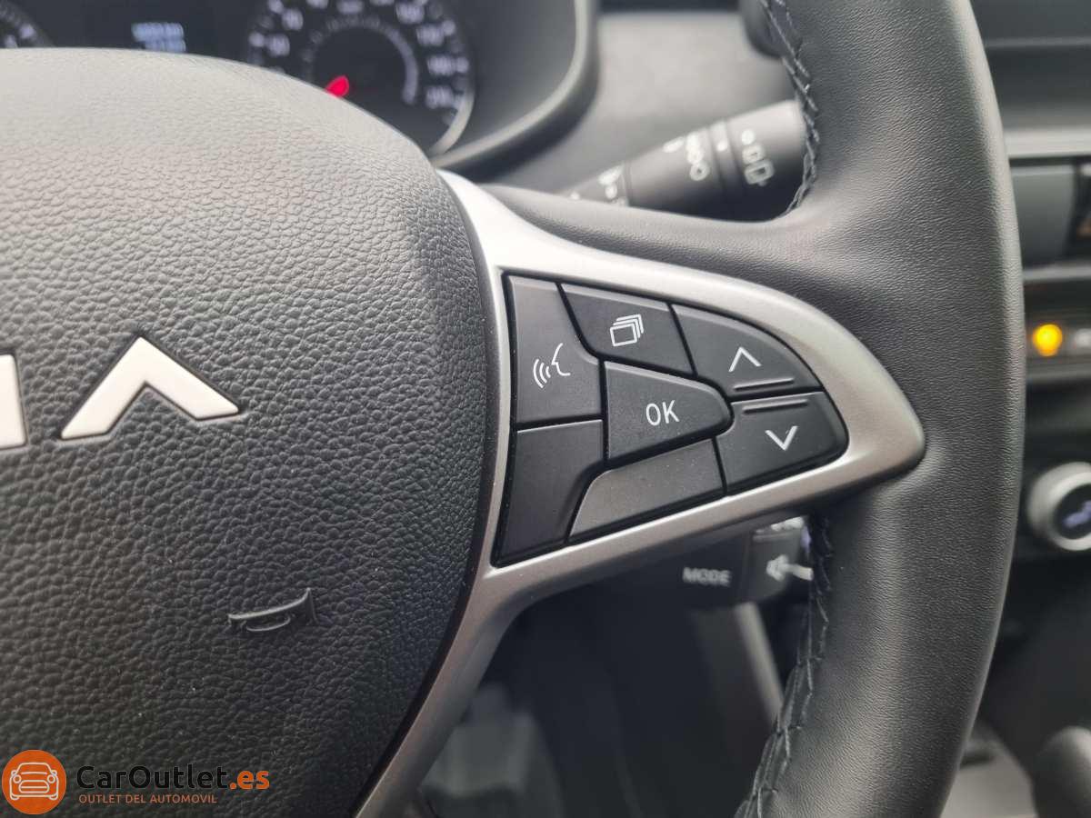 24 - Dacia Sandero Stepway 2024 - AUTO