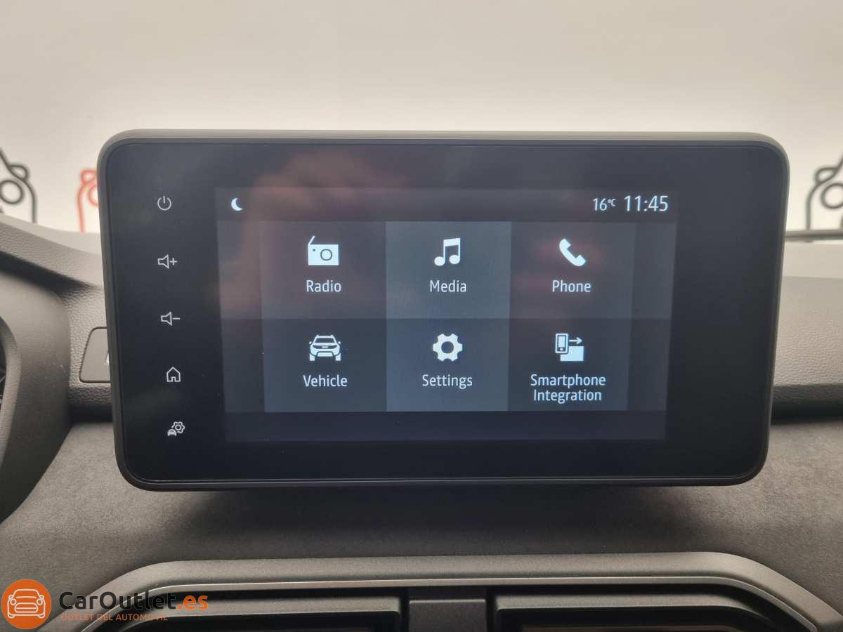 28 - Dacia Sandero Stepway 2024 - AUTO