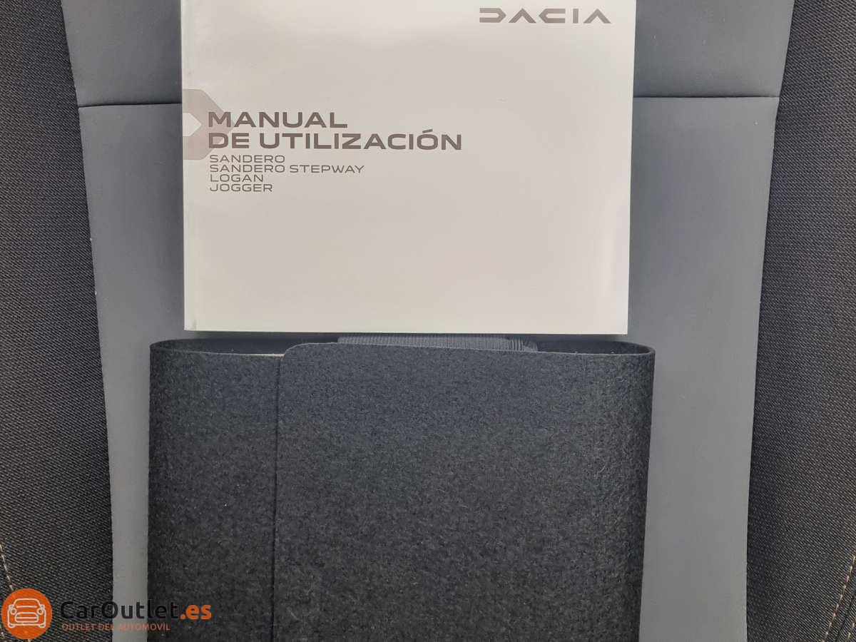 32 - Dacia Sandero Stepway 2024 - AUTO