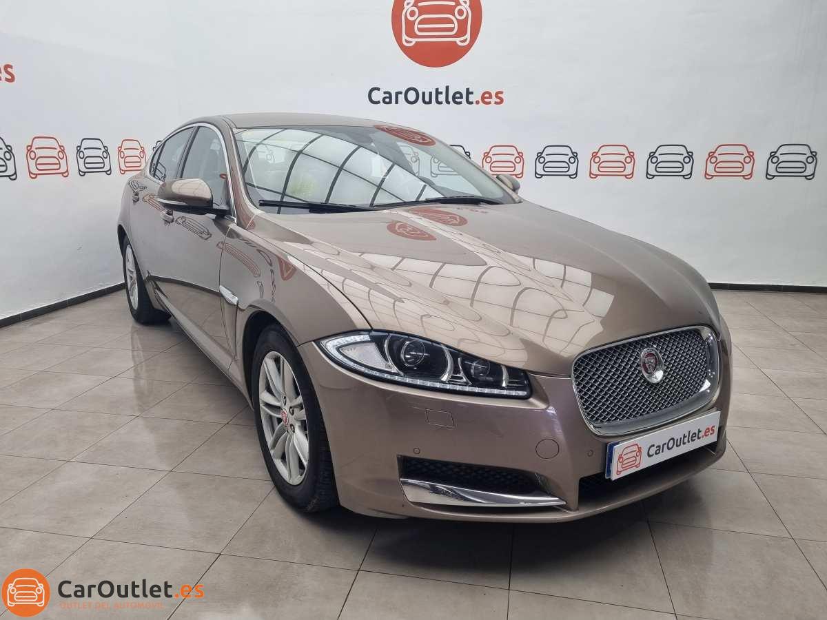 2 - Jaguar XF 2014 - AUTO