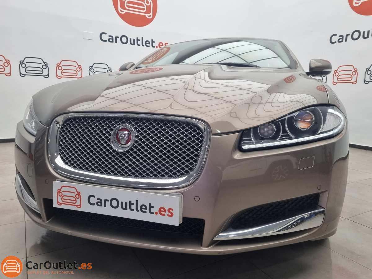 5 - Jaguar XF 2014 - AUTO