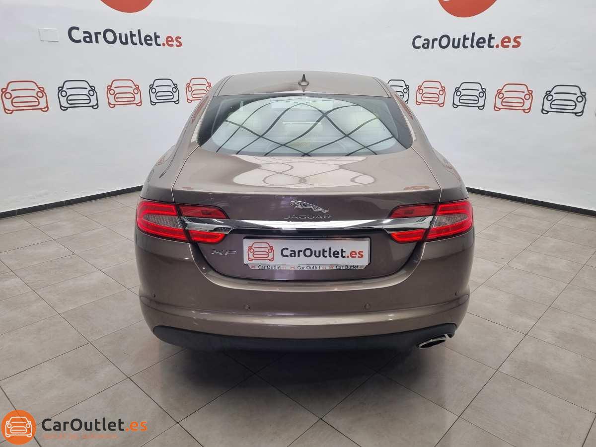 9 - Jaguar XF 2014 - AUTO