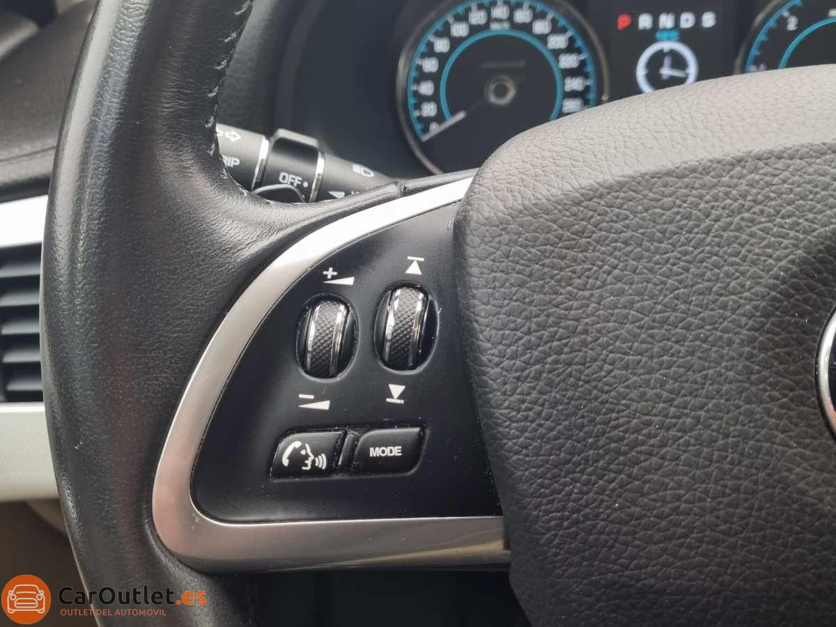 21 - Jaguar XF 2014 - AUTO