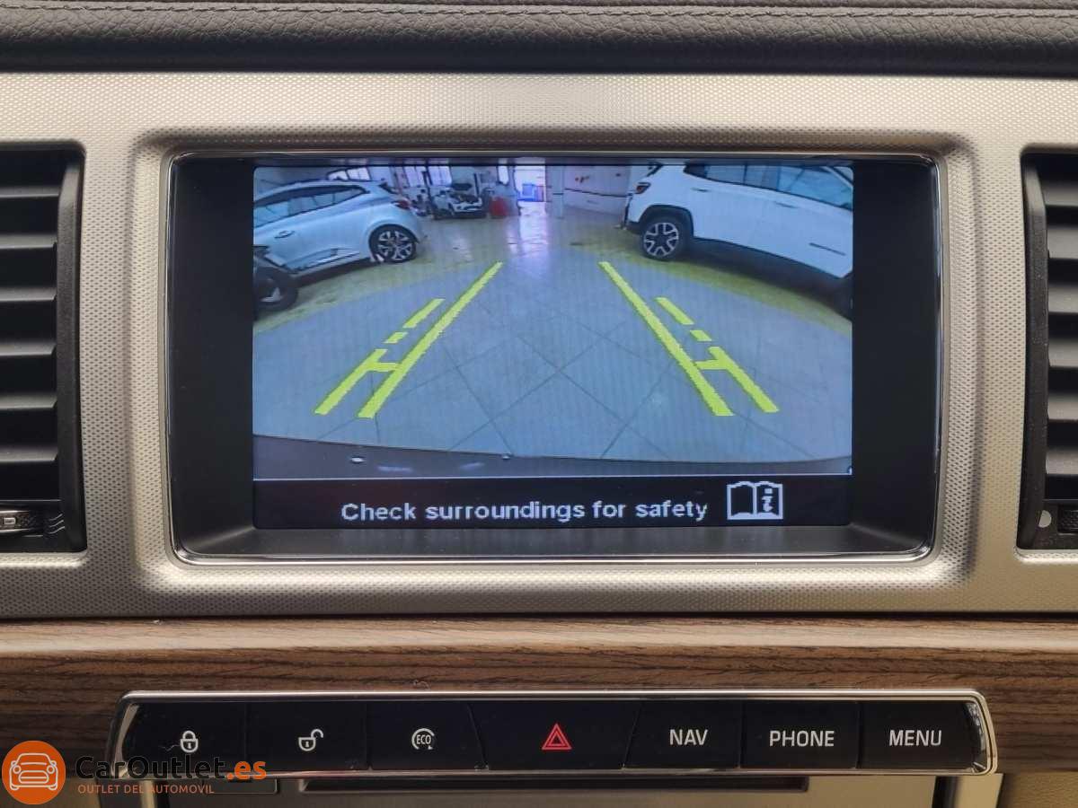 27 - Jaguar XF 2014 - AUTO