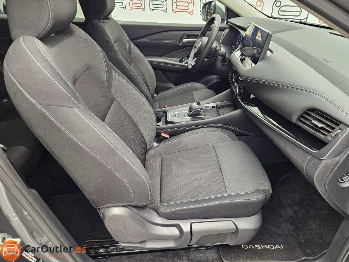 17 - Nissan Qashqai 2023 - AUTO
