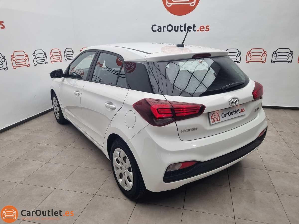 9 - Hyundai i20 ACTIVE 2020