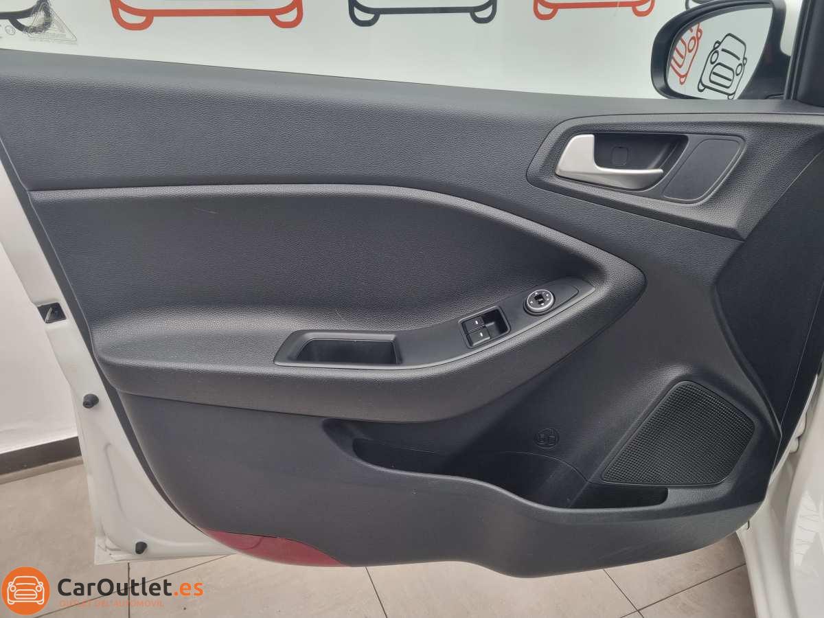 12 - Hyundai i20 ACTIVE 2020