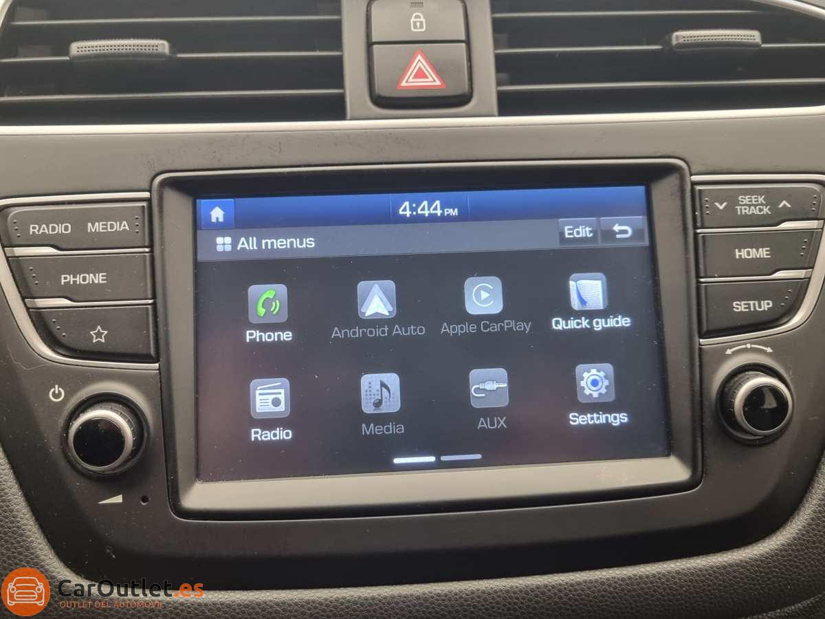 25 - Hyundai i20 ACTIVE 2020