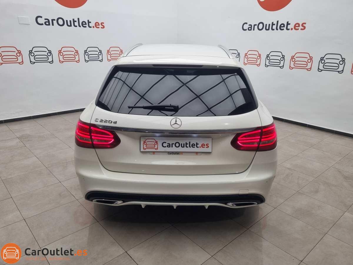 9 - Mercedes C Class 2016 - AUTO