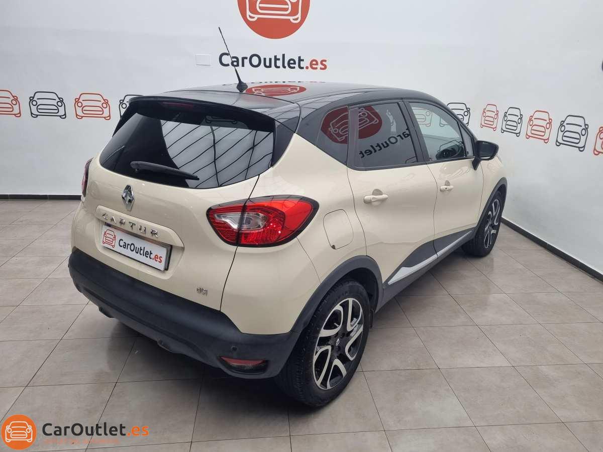 7 - Renault Captur 2014 - AUTO