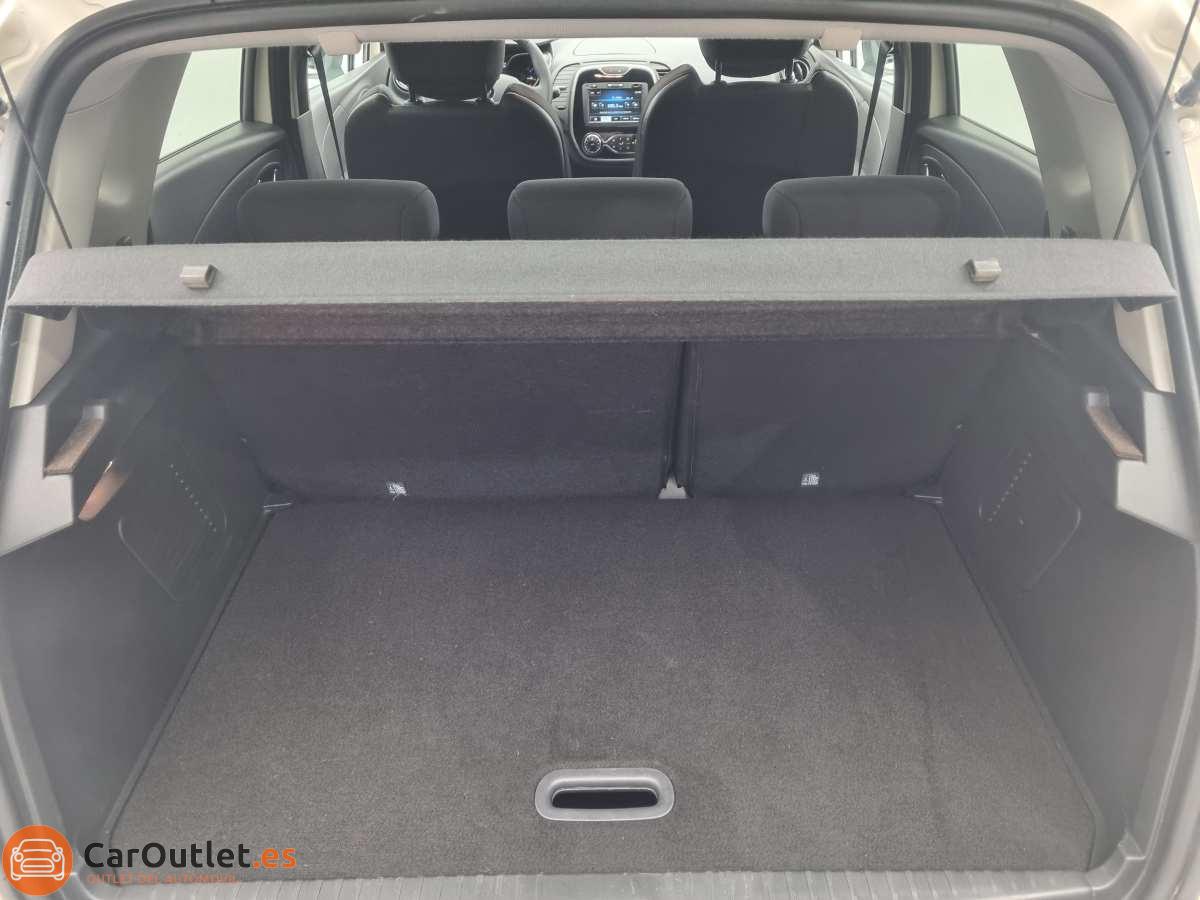 10 - Renault Captur 2014 - AUTO