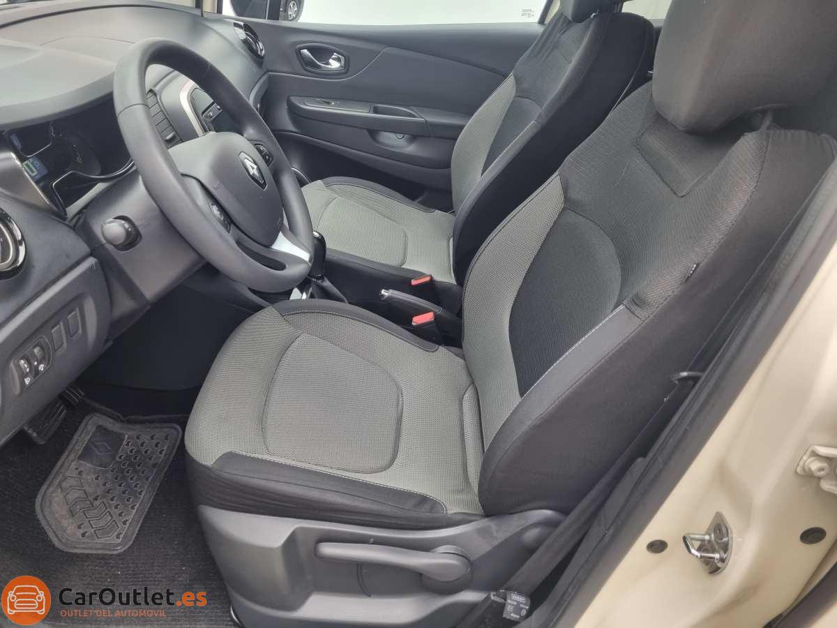 14 - Renault Captur 2014 - AUTO