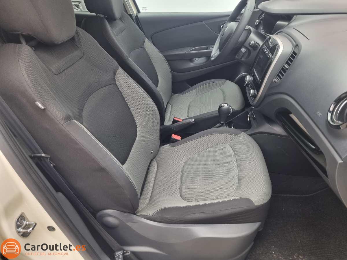15 - Renault Captur 2014 - AUTO