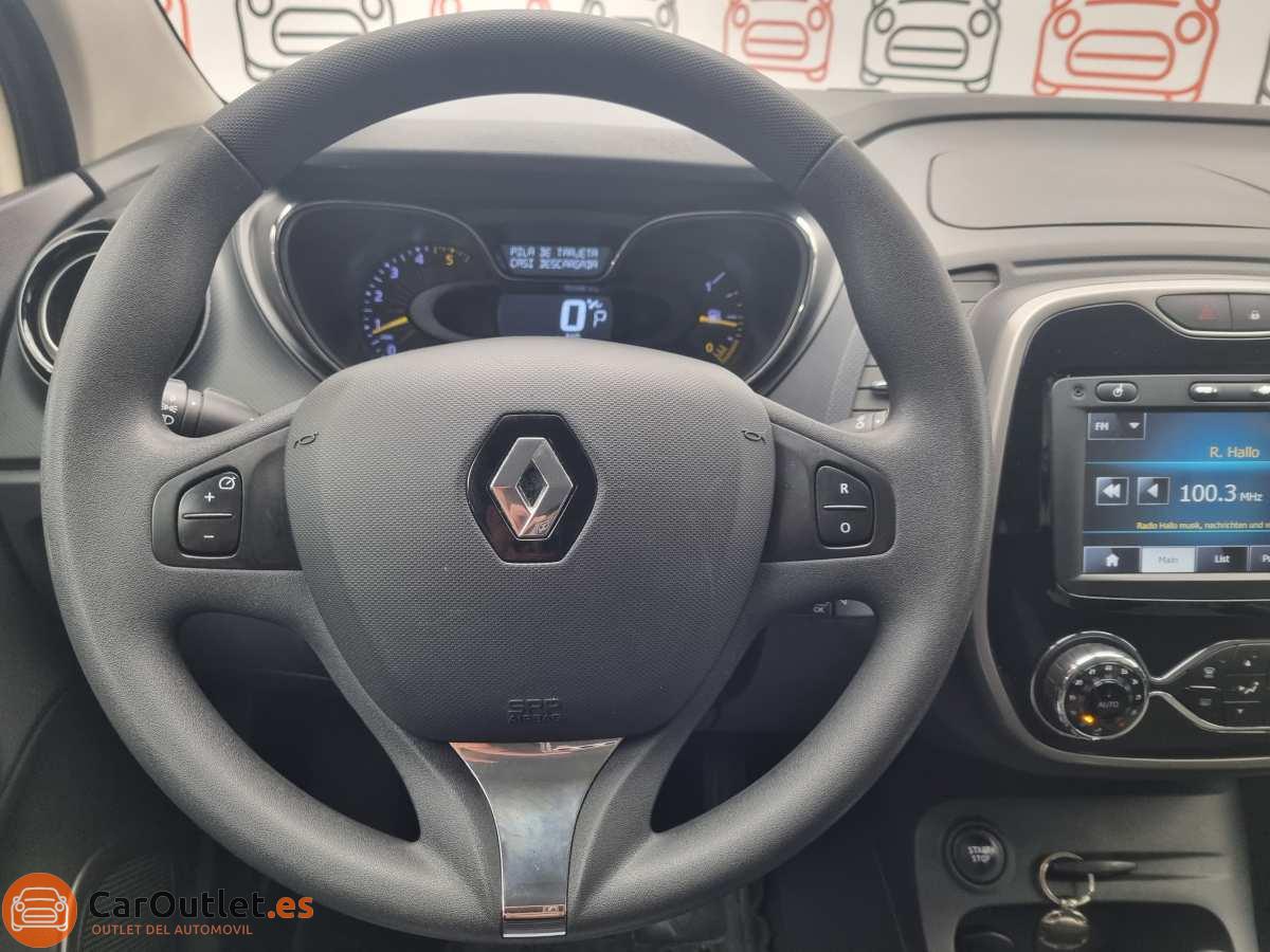 19 - Renault Captur 2014 - AUTO