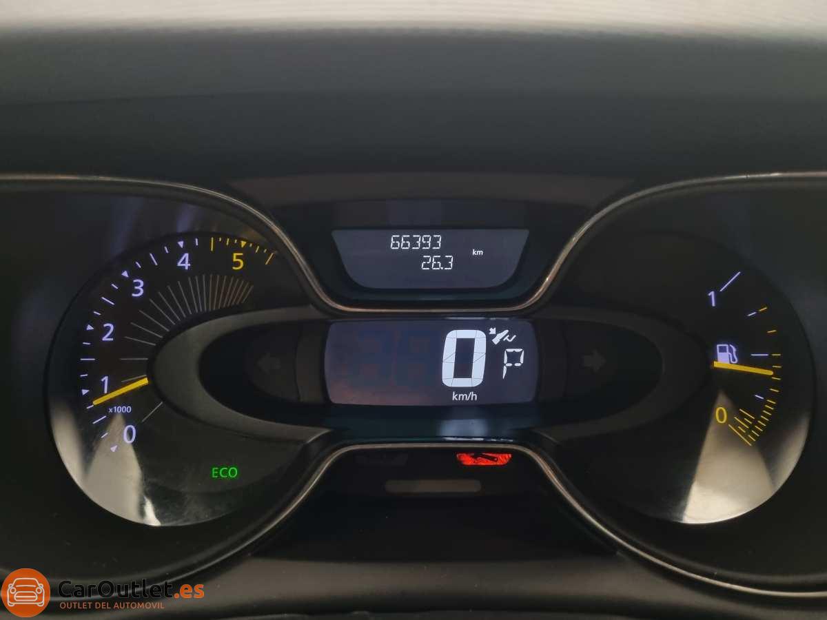 20 - Renault Captur 2014 - AUTO