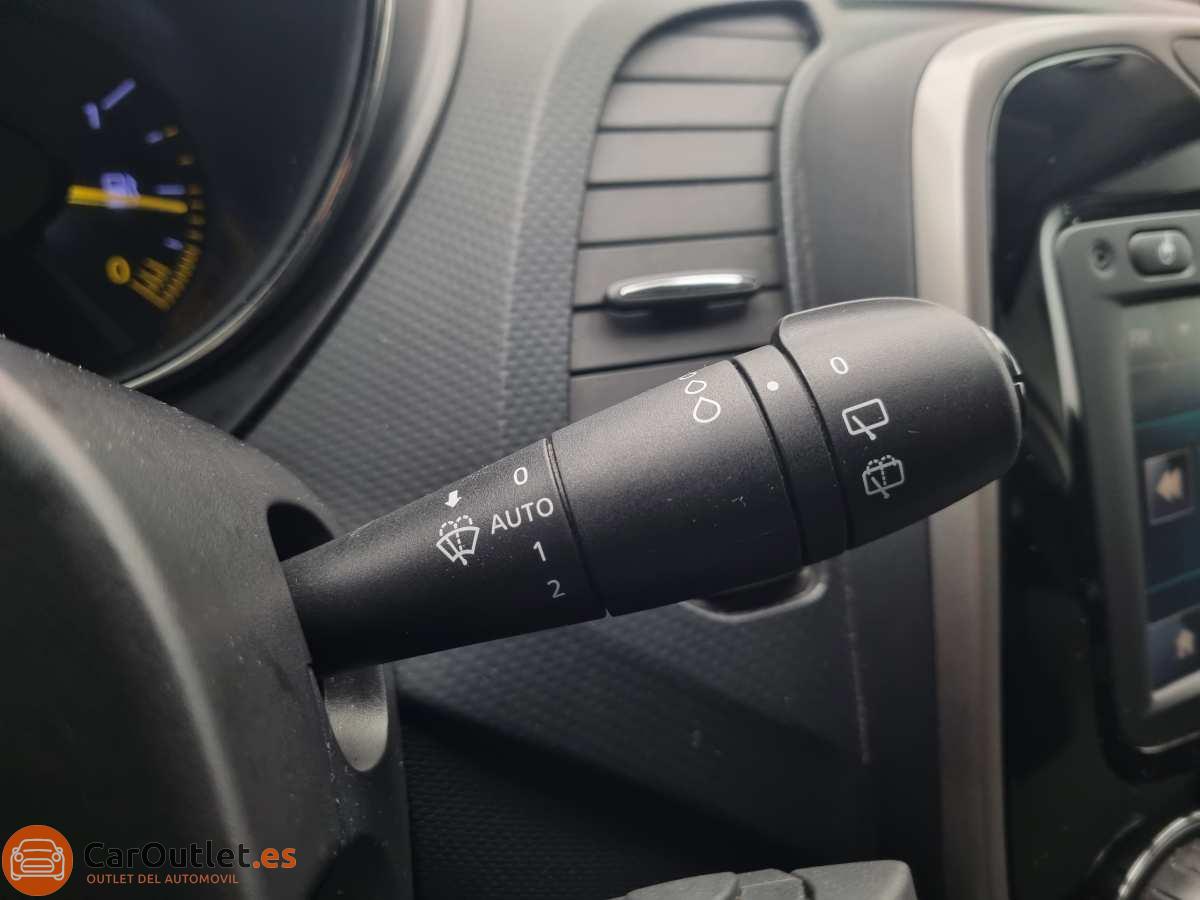 21 - Renault Captur 2014 - AUTO