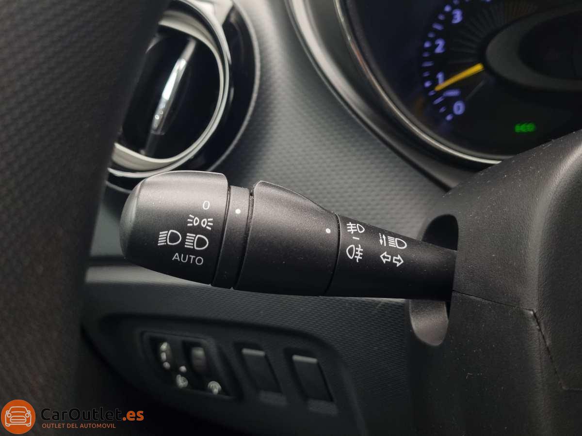 23 - Renault Captur 2014 - AUTO