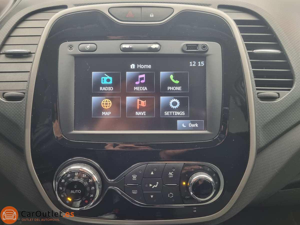 25 - Renault Captur 2014 - AUTO