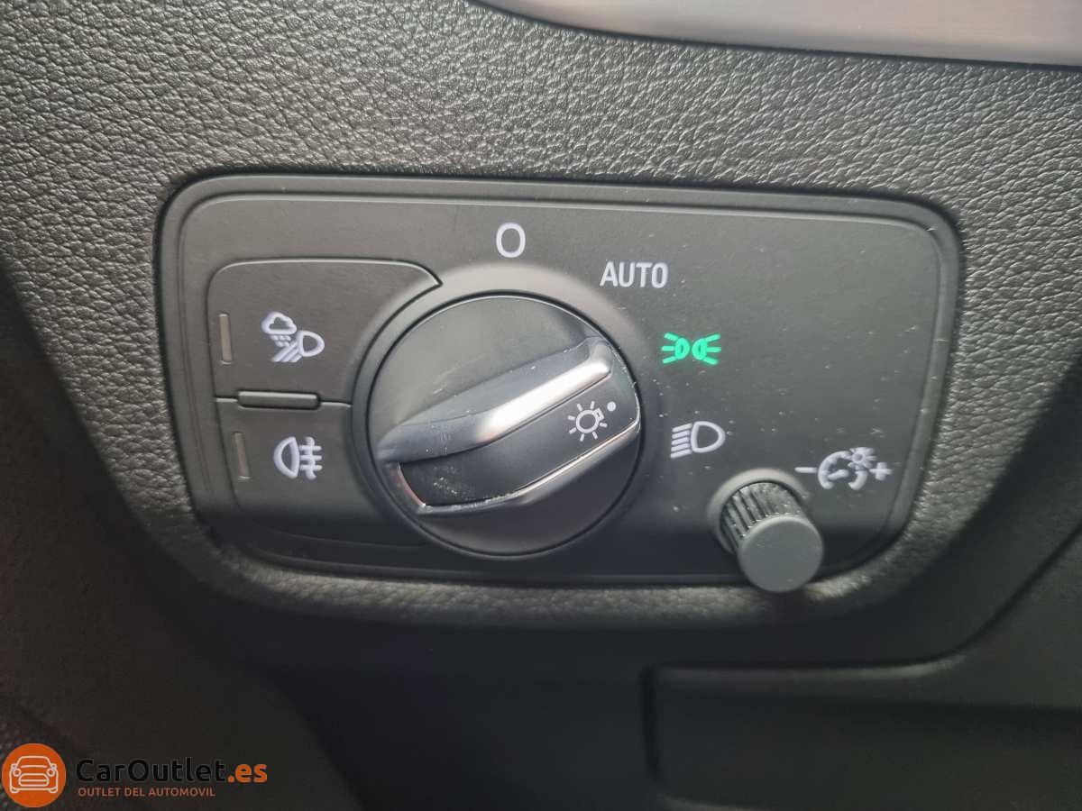 27 - Audi Q2 2021 - AUTO