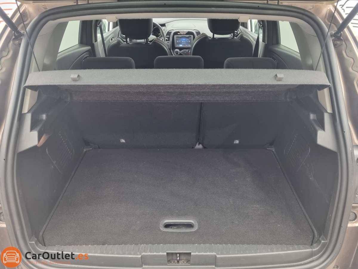 10 - Renault Captur 2014