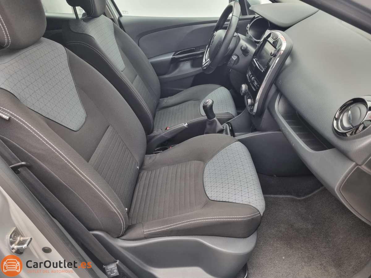 14 - Renault Clio 2013