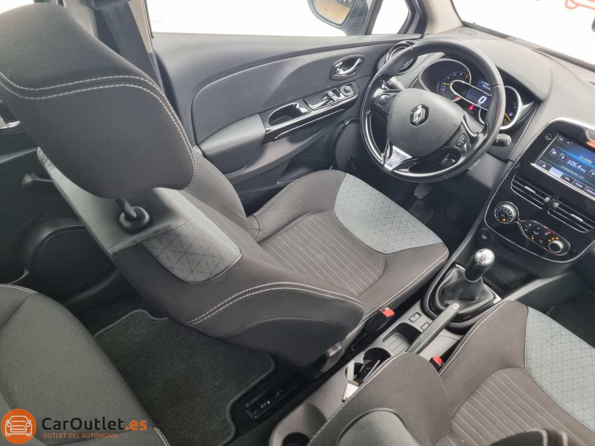 16 - Renault Clio 2013